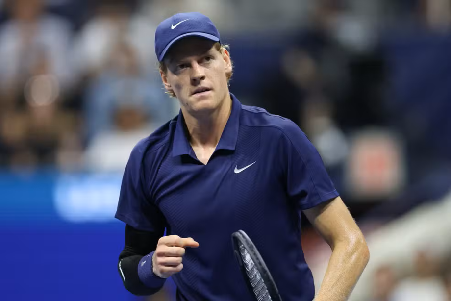 Sinner vence semifinal contra Auger-Aliassime e está na final do US Open