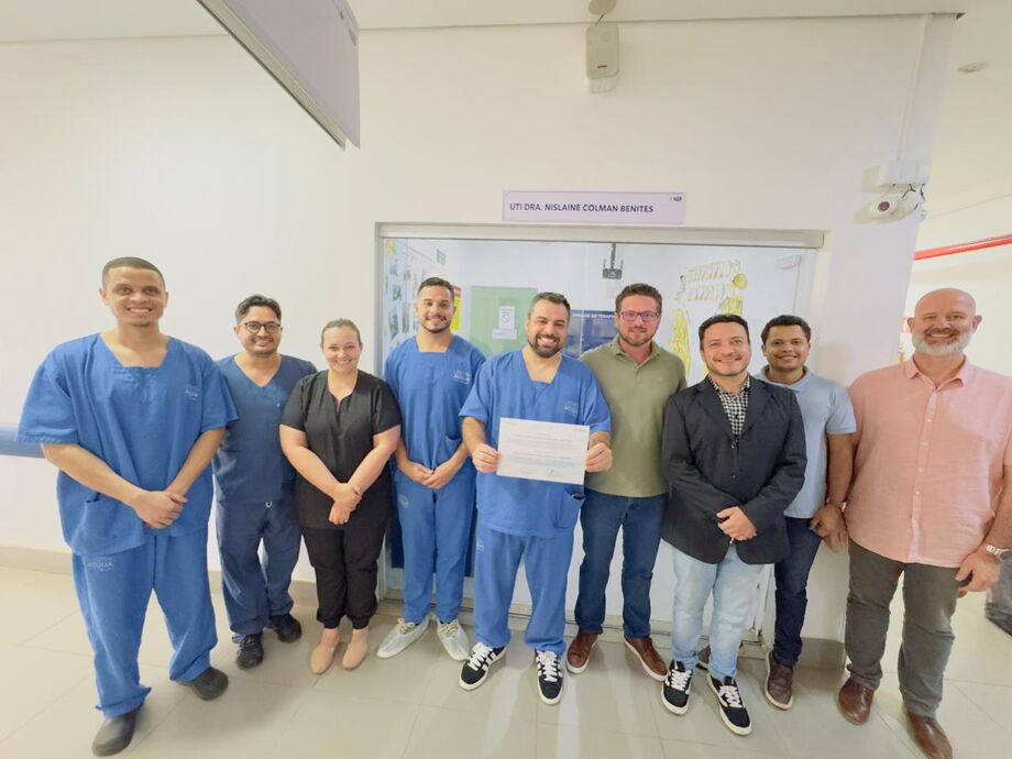 Equipe da UTI do Hospital Regional de Ponta Porã recebeu certificado internacional por excelência em cuidados intensivos.