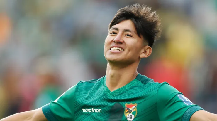 Miguelito brilha pela Bolívia e dificilmente retorna ao Santos.