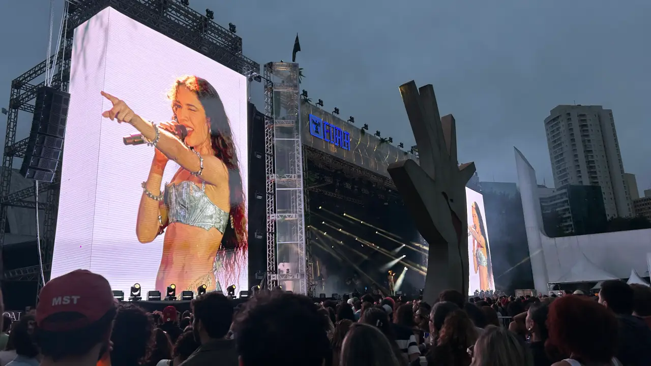 Marina Sena em seu show no Coala Festival 2025