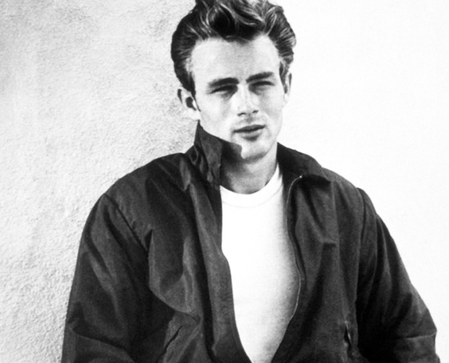 James Dean morreu em 1955, aos 24 anos, em um acidente de carro na Califórnia; ator virou mito da juventude rebelde