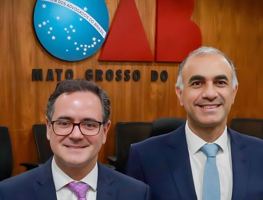 O presidente da OAB/MS, Bitto Pereira, ao lado do conselheiro estadual Juliano Tannus, nomeado para a Comissão Nacional de Recuperação Judicial.