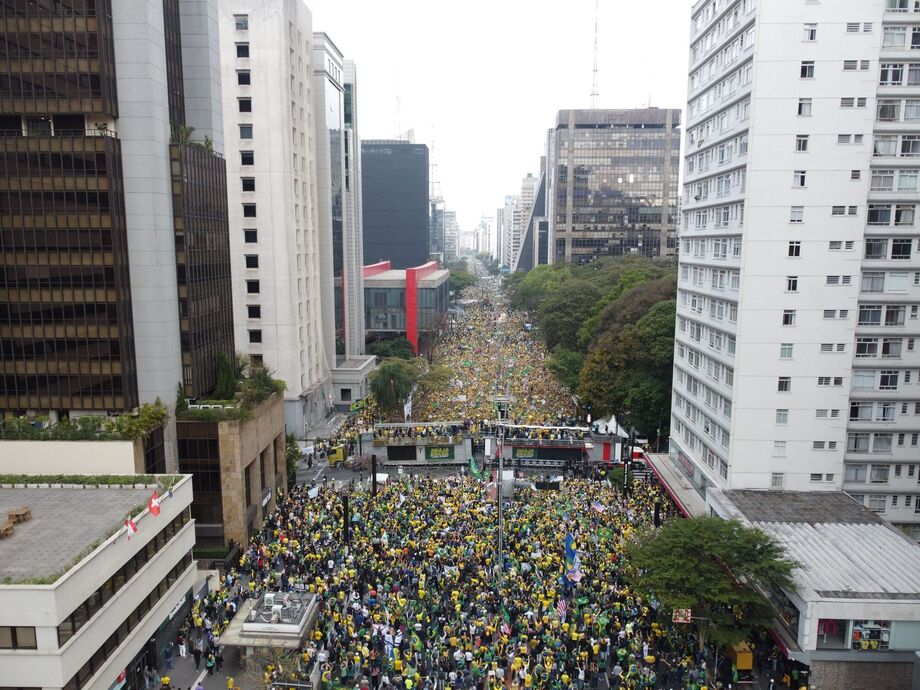 Manifestação pela anistia na Avenida Paulista no dia 7 de Setembro.