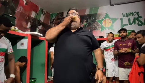 Presidente come pizza em preleção de jogo da Portuguesa
