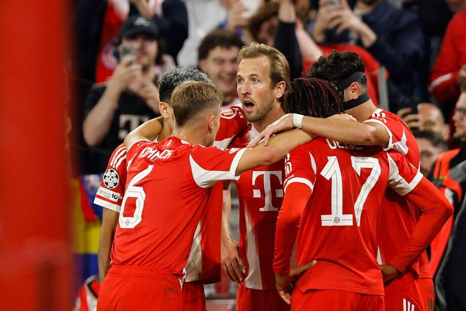 Harry Kane marcou pelo Bayern contra o Chelsea.