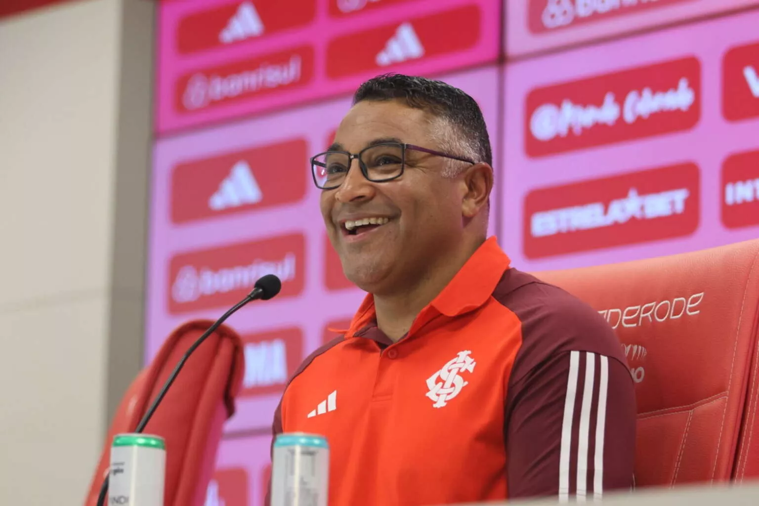 Inter aposta em Roger Machado para o Gre-Nal e vê clássico como divisor de águas.