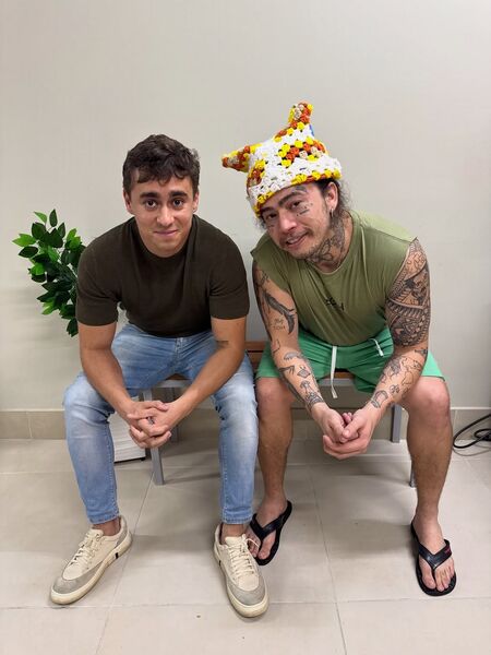 Após uma semana de troca de farpas nas redes sociais, o deputado Nikolas Ferreira (PL-MG) publicou uma foto ao lado de Whindersson Nunes, durante o show Isso Definitivamente Não é um Culto, em Belo Horizonte.