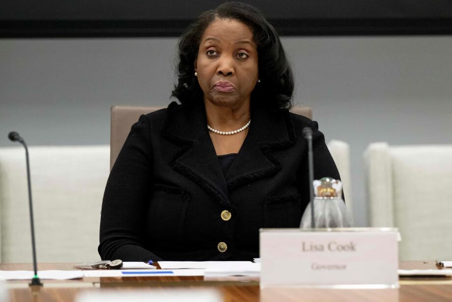 Se Trump conseguir substituir Cook, ele poderá obter uma maioria de 4 a 3 no conselho administrativo do Fed