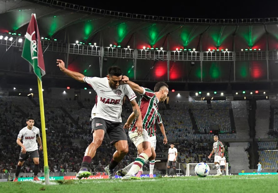 Fluminense foi eliminado pelo Lanús no Maracanã