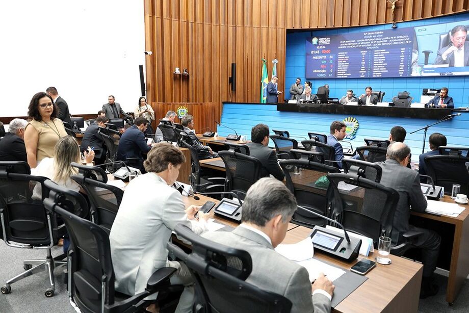 Aberta à população em geral, a sessão plenária da Assembleia Legislativa tem início ás 9h