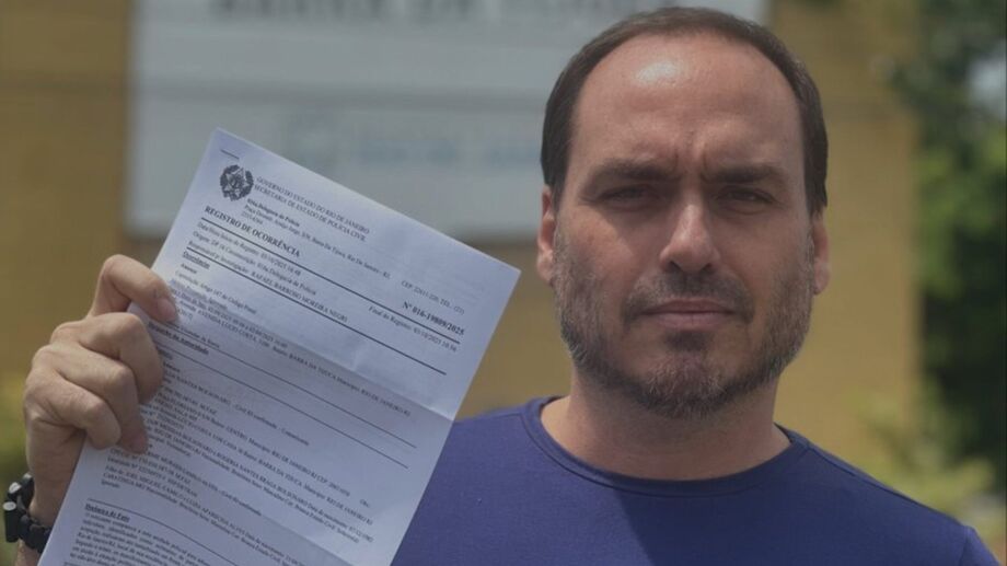 Carlos Bolsonaro registra boletim de ocorrência contra o MTST e cita risco à sua integridade física.