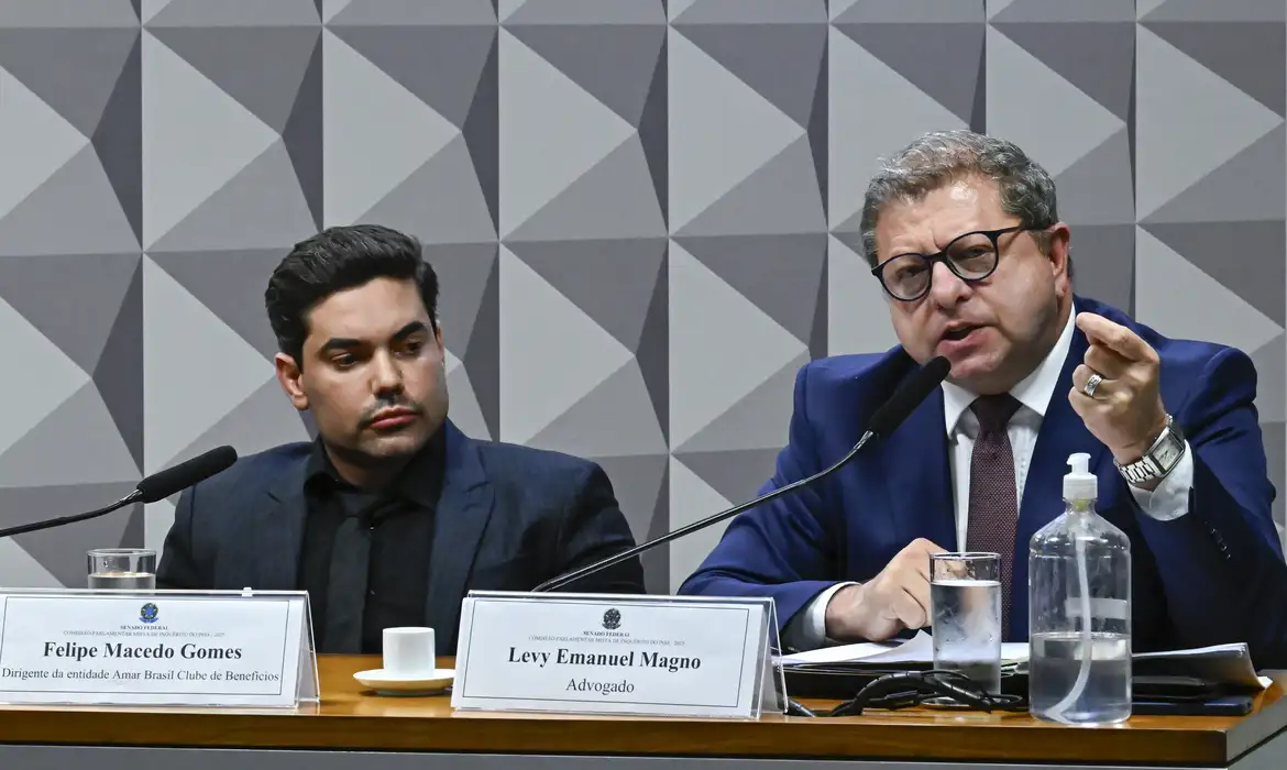 Deputado Rogério Correia pede prisão preventiva de Felipe Macedo Gomes após ele ficar em silêncio na CPMI que investiga descontos indevidos no INSS