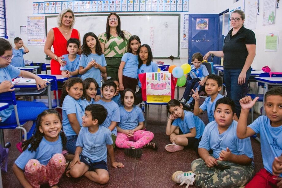No Mês da Criança, carinho e empatia transformam aniversário de aluna da Rede Municipal de Ensino (Reme)