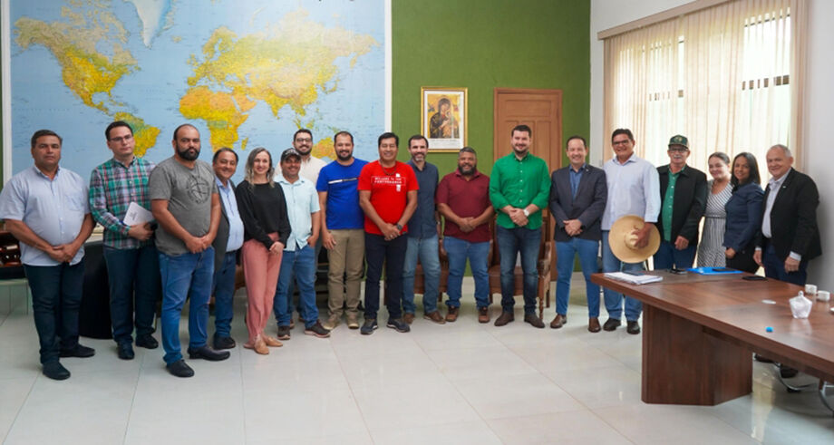 Novo secretário da Casa Civil inicia agendas oficiais com visita a Nioaque para discutir projetos do MS Ativo.