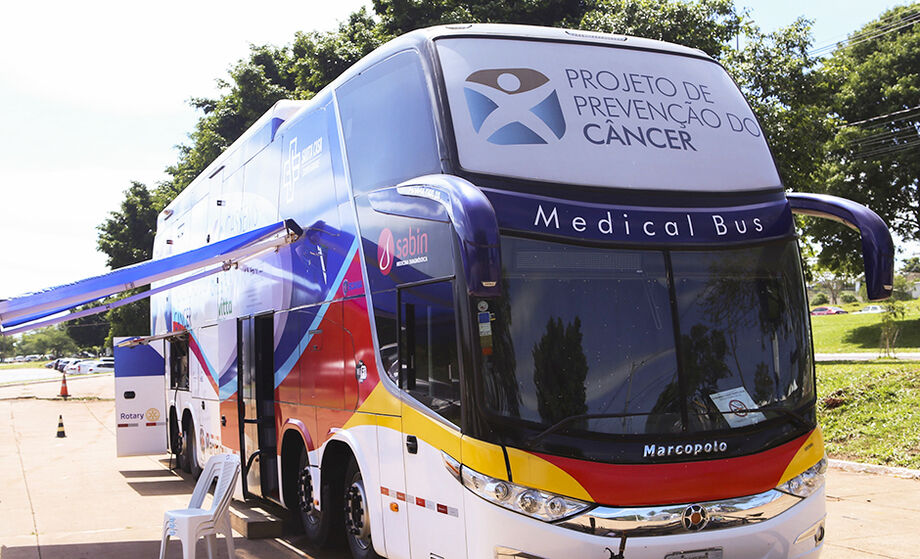 Ônibus da Saúde da Cassems faz exames gratuitos nesta sexta em Campo Grande; ação prioriza mulheres a partir de 40 anos.