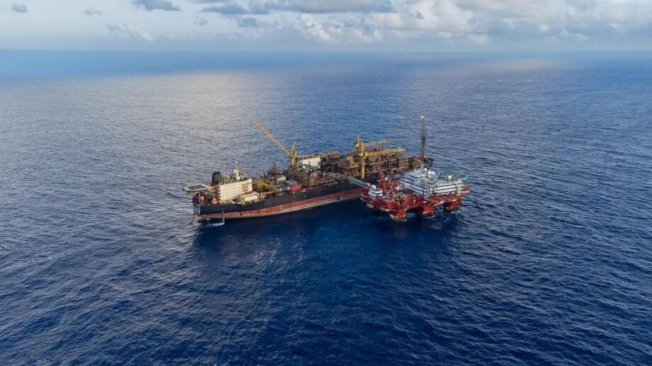 FPSO Peregrino, na Bacia de Campos, teve produção retomada após autorização da ANP; operação agora está sob comando da Prio