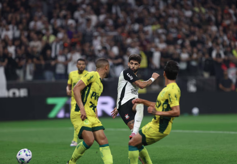 Jogo Corinthians X Mirassol na Neo Química Arena (Itaquerão) em partida válida pelo Campeonato Brasileiro. Gol Yuri Alberto.
