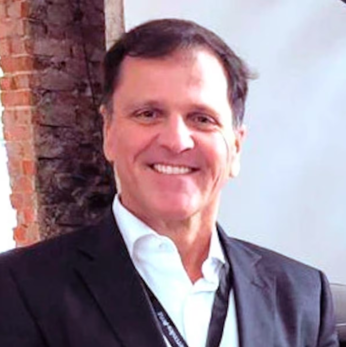 O empresário Alexandre Carvalho morreu nesta sexta-feira, 3, aos 58 anos.