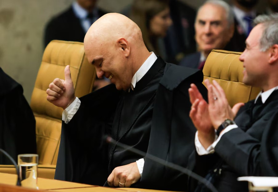 Alexandre de Moraes durante a cerimônia de posse de Fachin.
