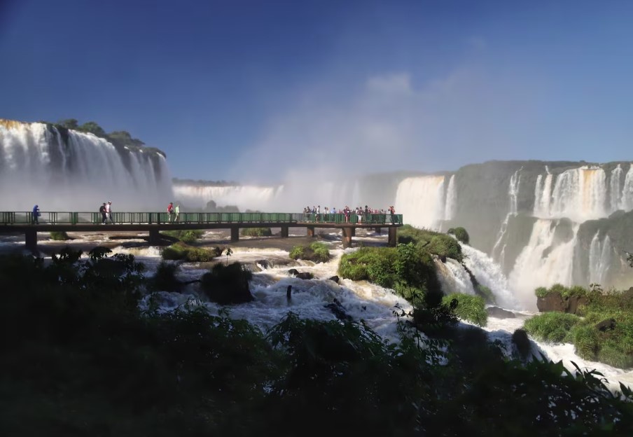 Parte da receita das Cataratas do Iguaçu pode ir para o Paraná; Parque Nacional é o segundo mais visitado do País.