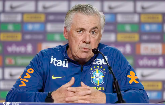 Carlo Ancelotti em entrevista coletiva antes do duelo contra o Chile