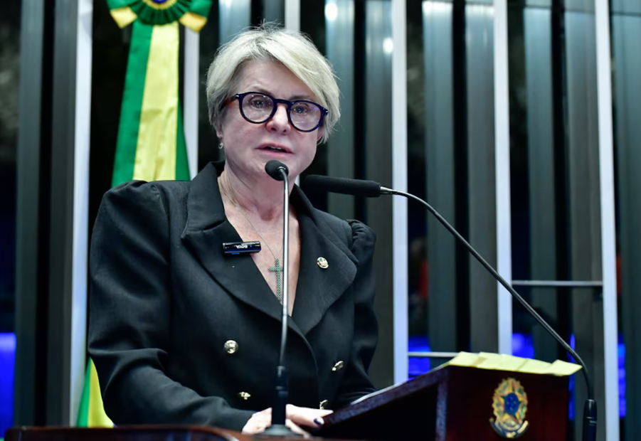 Com saída de Margareth Buzetti, José Lacerda assume vaga no Senado em outubro.