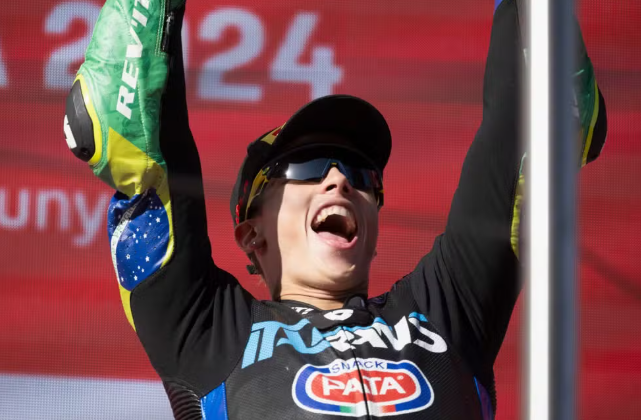 Diogo Moreira celebra pódio na etapa de Barcelona da Moto2 2024