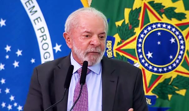 O presidente Lula rasgou o verbo sobre o presidente americano