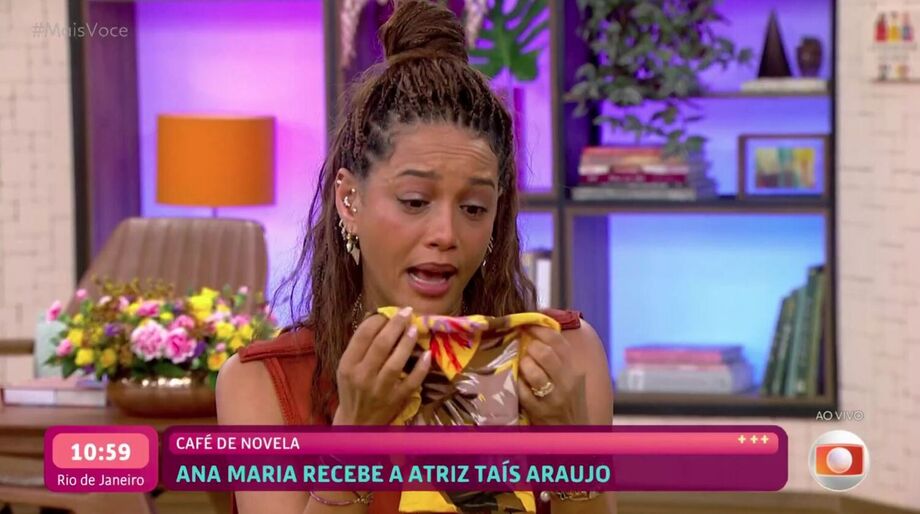 Taís Araújo chora ao falar sobre Raquel de 'Vale Tudo': 'Uma mulher que me emociona'