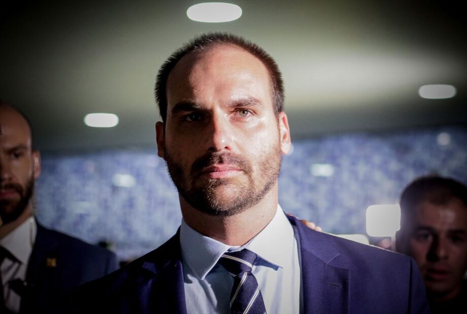 Relator do Conselho de Ética da Câmara vota por arquivar processo contra Eduardo Bolsonaro