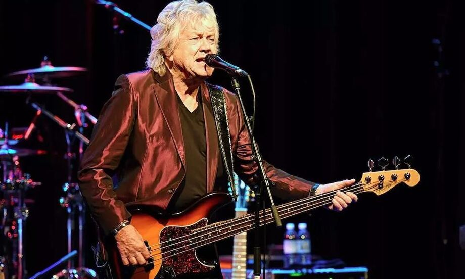 John Lodge, baixista e vocalista do Moody Blues, morreu aos 82 anos; causa da morte não foi divulgada.