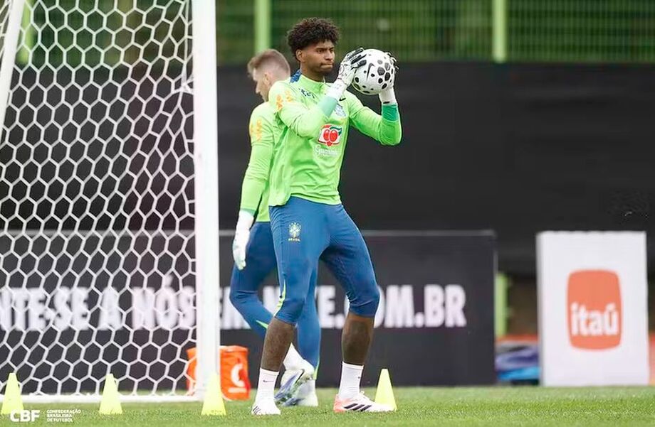 Brasil enfrenta Japão em amistoso nesta terça-feira, às 7h30, em Tóquio, com Hugo Souza como novidade no gol.