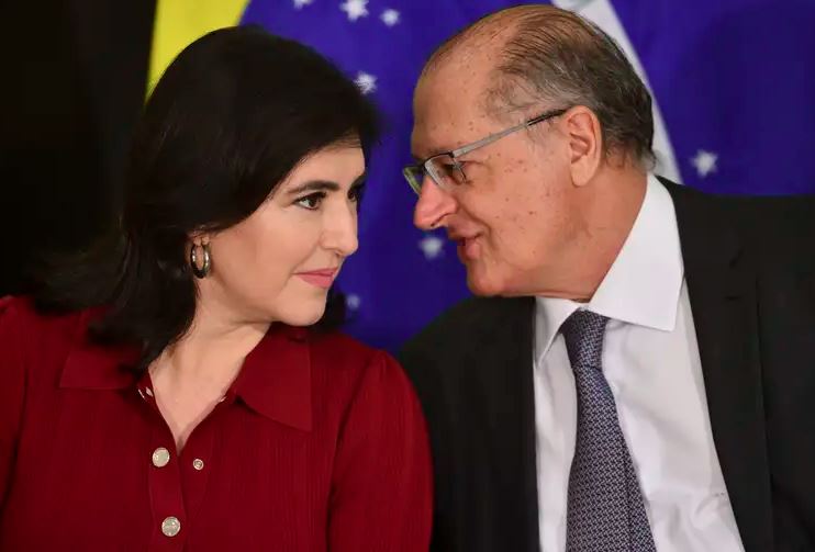 Lideranças do MDB no governo Lula refletem ala governista do partido, que enfrenta resistência interna à aliança nacional com o PT.