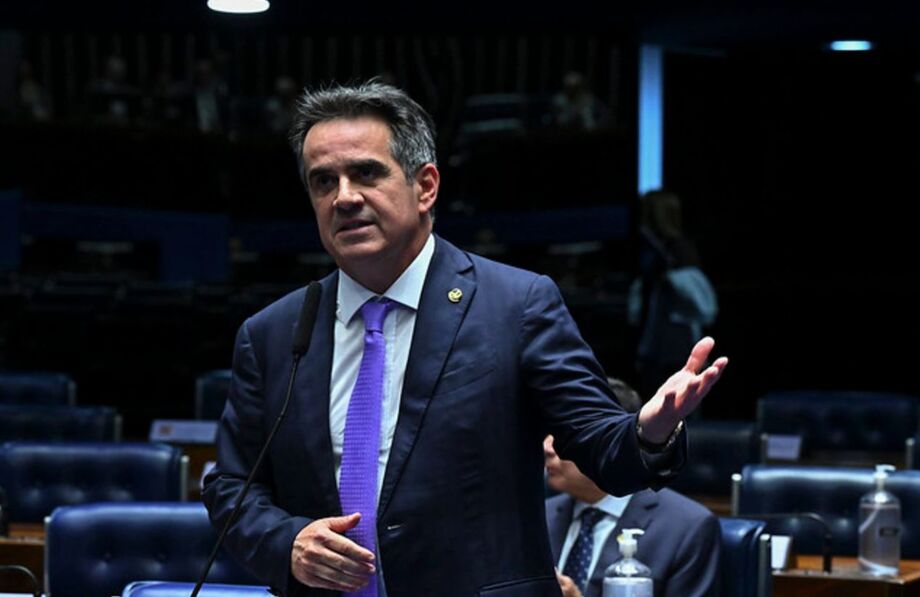 Ciro Nogueira vê em Tarcísio o nome ideal para unificar a direita na eleição presidencial de 2026.