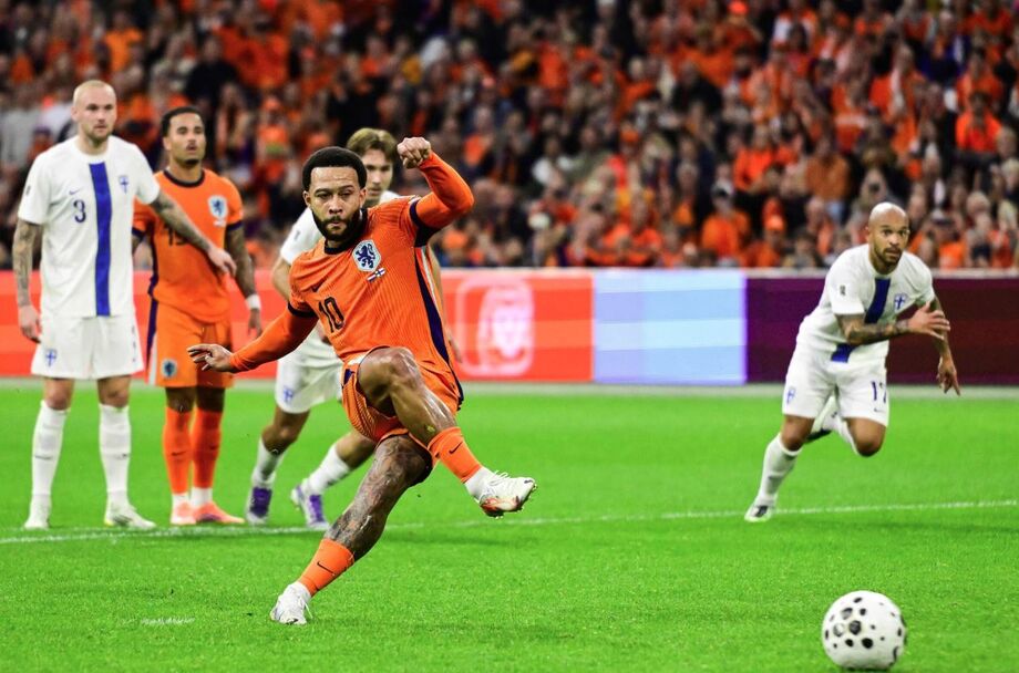 Memhpis Depay marcou e deu duas assistência em goleada da Holanda sobre a Finlândia, pelas Eliminatórias europeias da Copa do Mundo