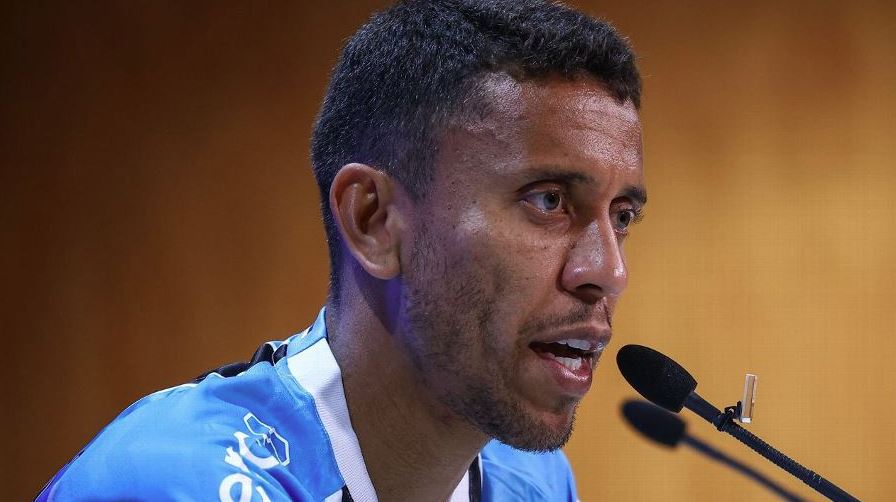 No Grêmio, Marcos Rocha vive nova fase e relembra atrito com Cuca na final da Libertadores de 2020.