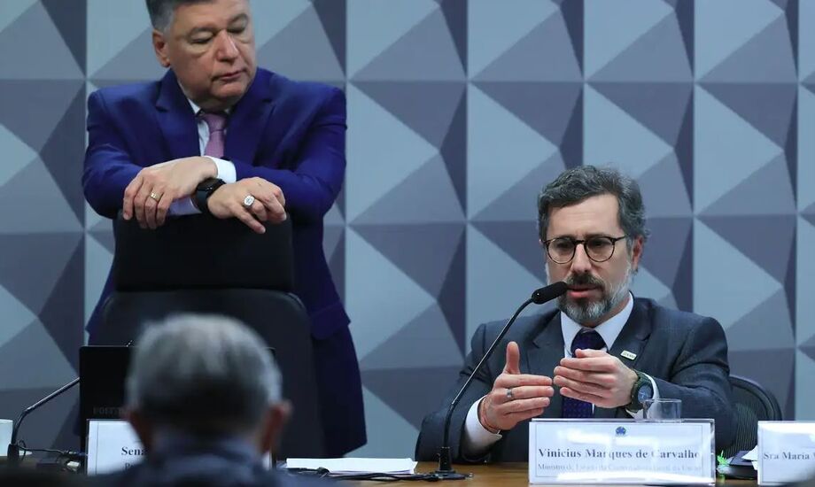 Ministro da CGU, Vinicius Carvalho, afirmou que só soube dos descontos irregulares em março de 2024.