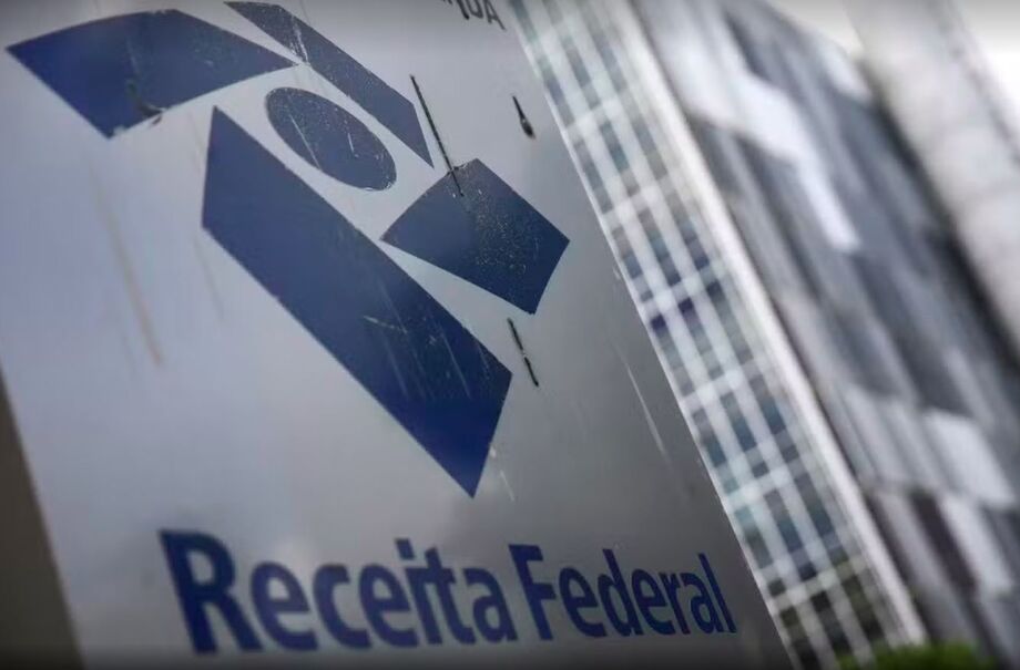 Receita Federal oferece centenas de itens apreendidos em leilão online, com lances a partir de R$ 50.