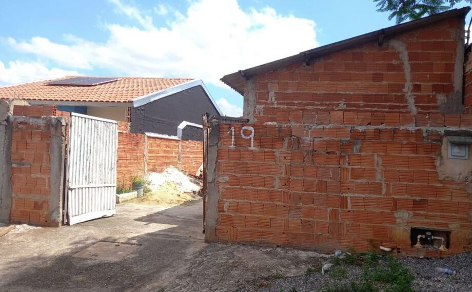 Casal confessou ter matado e enterrado o corpo de menina de cinco anos no quintal