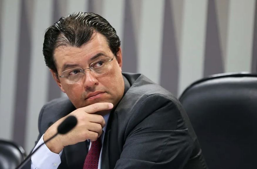 Senador Eduardo Braga afirmou que o relatório da MP do setor elétrico será apresentado até o dia 28 de outubro e votado no mesmo dia pela Comissão Mista.