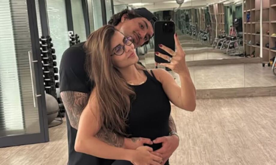 Gabriel Medina e Isabella Alencar estão juntos desde agosto de 2025