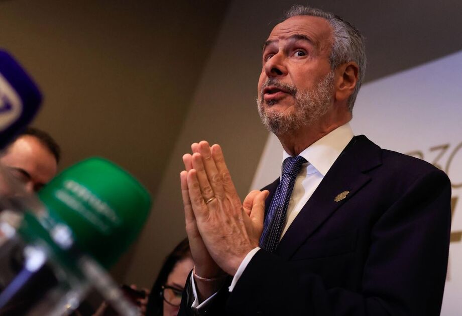 Presidente da COP30 afirma que licença ambiental na Margem Equatorial não compromete negociações climáticas.