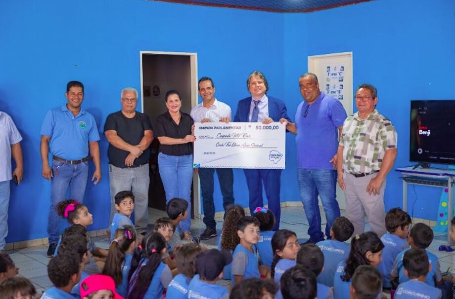 Deputado Caravina visita Corguinho e anuncia recursos para escolas públicas do município.
