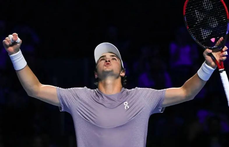 João Fonseca vence ATP da Basileia e sobe para 28º no ranking mundial com título na Suíça.