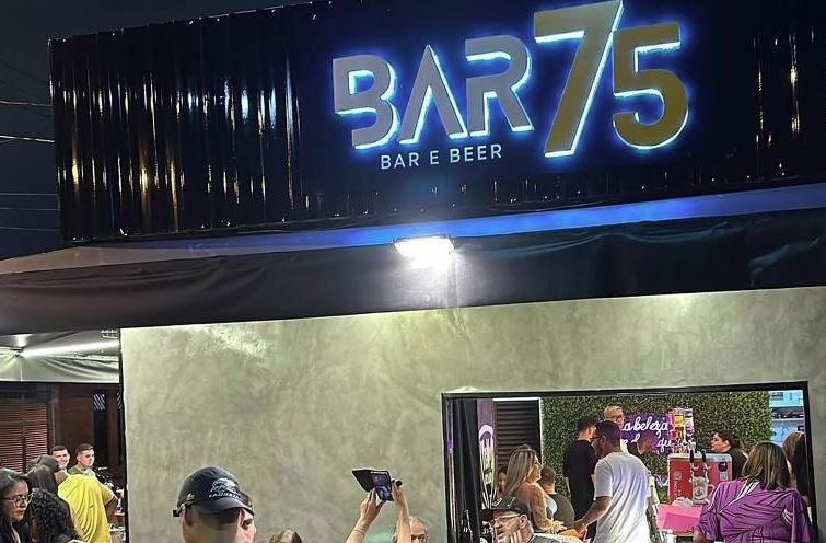Bar 75, em São Vicente, foi interditado após morte de cliente; bebidas foram recolhidas para análise