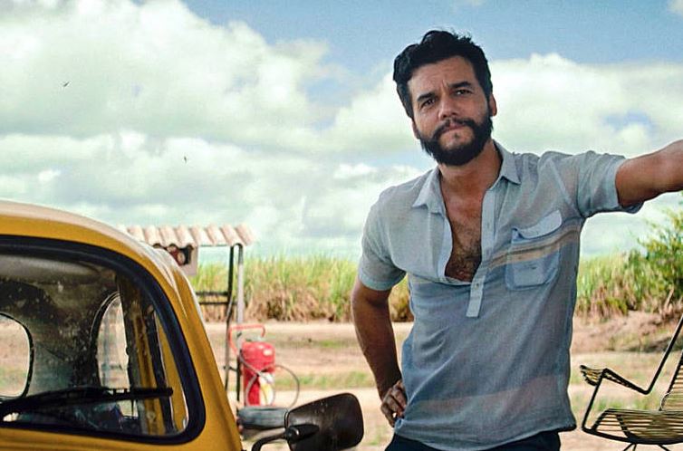 Wagner Moura interpreta o protagonista de O agente secreto, filme brasileiro indicado ao Gotham Awards