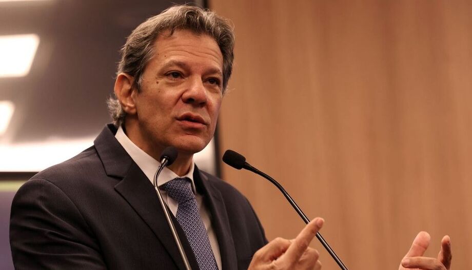 Fernando Haddad aposta em projeto relatado por Juscelino Filho para garantir economia de R$ 10,6 bilhões no Orçamento de 2026