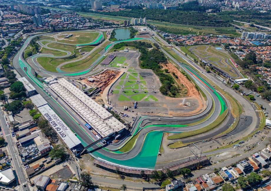 Obras no Autódromo de Interlagos incluem novo prédio de hospitalidade e arquibancadas reutilizadas dos Jogos de Paris