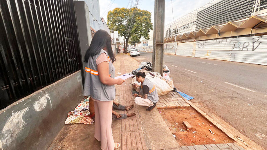 A primeira fase do levantamento contou com a atuação de 96 profissionais divididos em 32 equipes, que percorreram as sete regiões urbanas da cidade