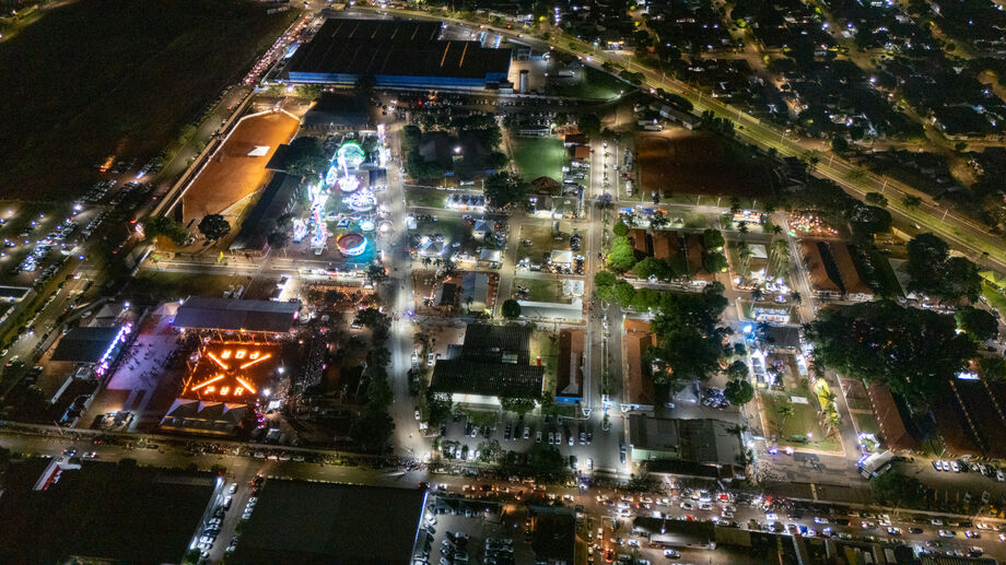 Feira celebra genética, infraestrutura e parceria no agronegócio sulmatogrossense
